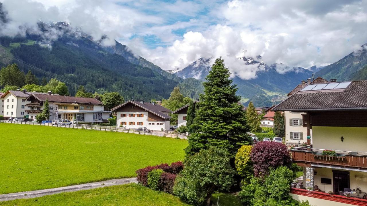 Gaestehaus Hornegger Hotel Mayrhofen Exterior foto